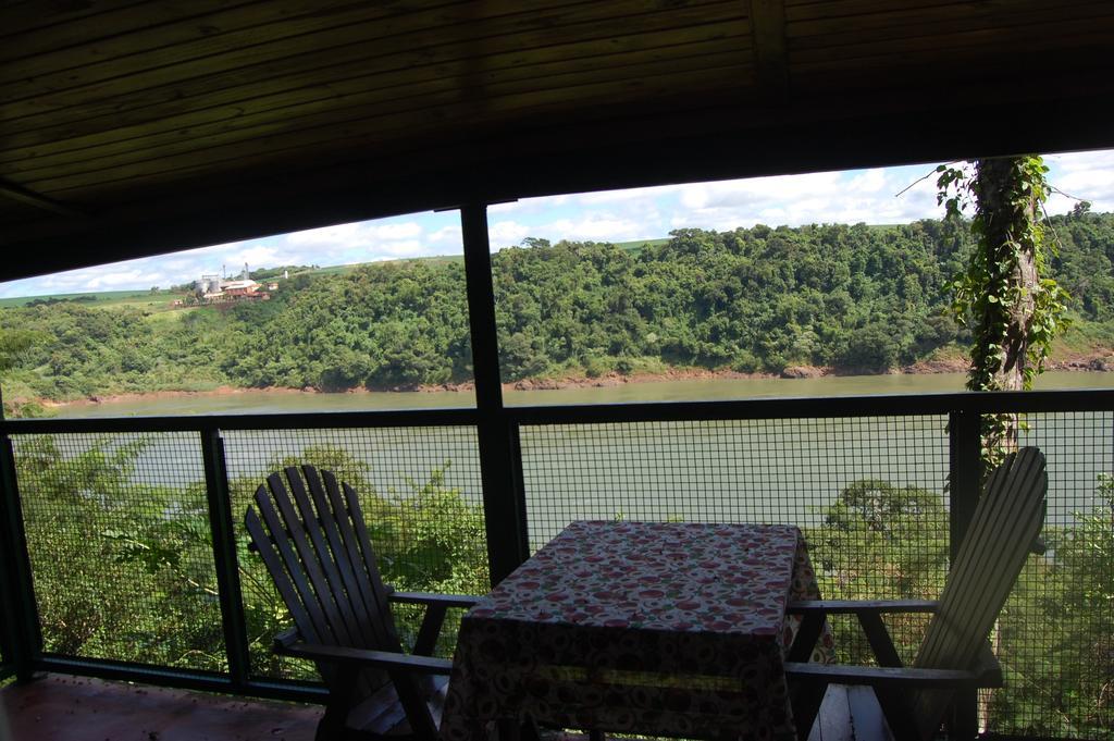 פוארטו איגואסו Panambi Lodge B&B מראה חיצוני תמונה