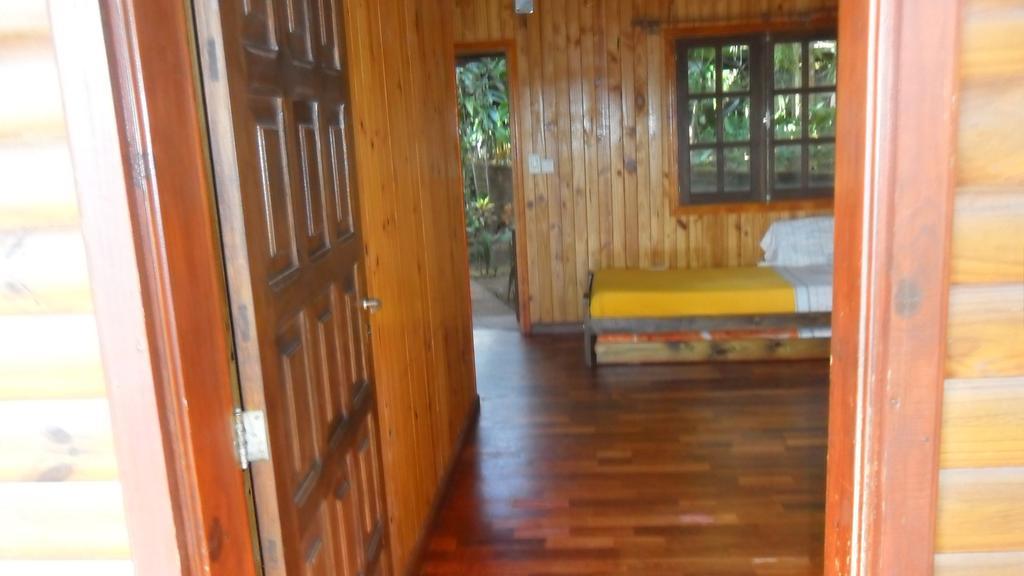 פוארטו איגואסו Panambi Lodge B&B מראה חיצוני תמונה